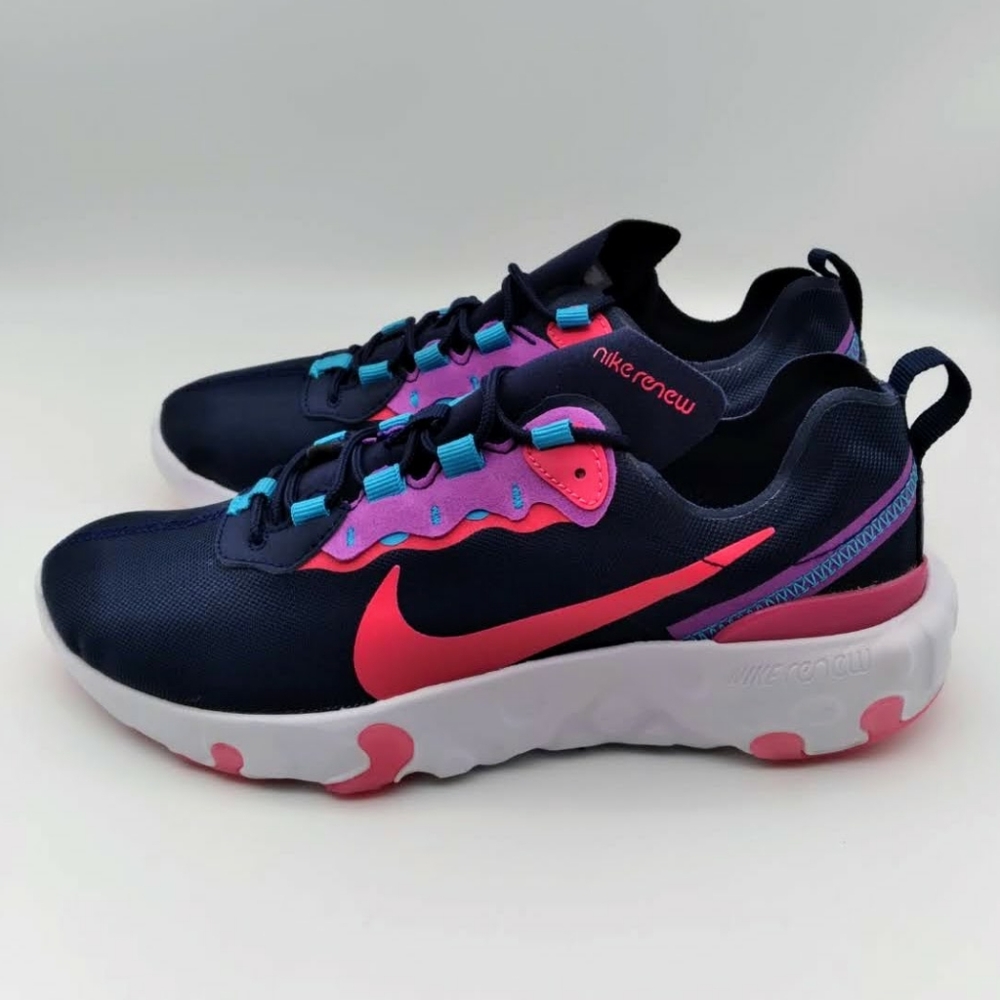 NIKE Element Womens Sneakers